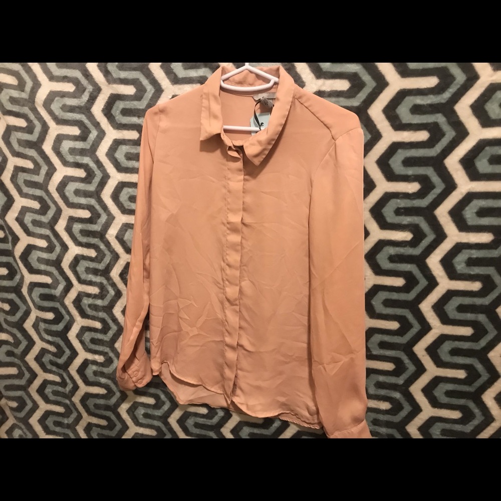 Button Downs - Picture 3 of 8